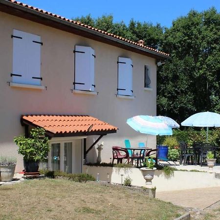Bed and Breakfast La Salamandre De Chazelles 16 Exterior foto